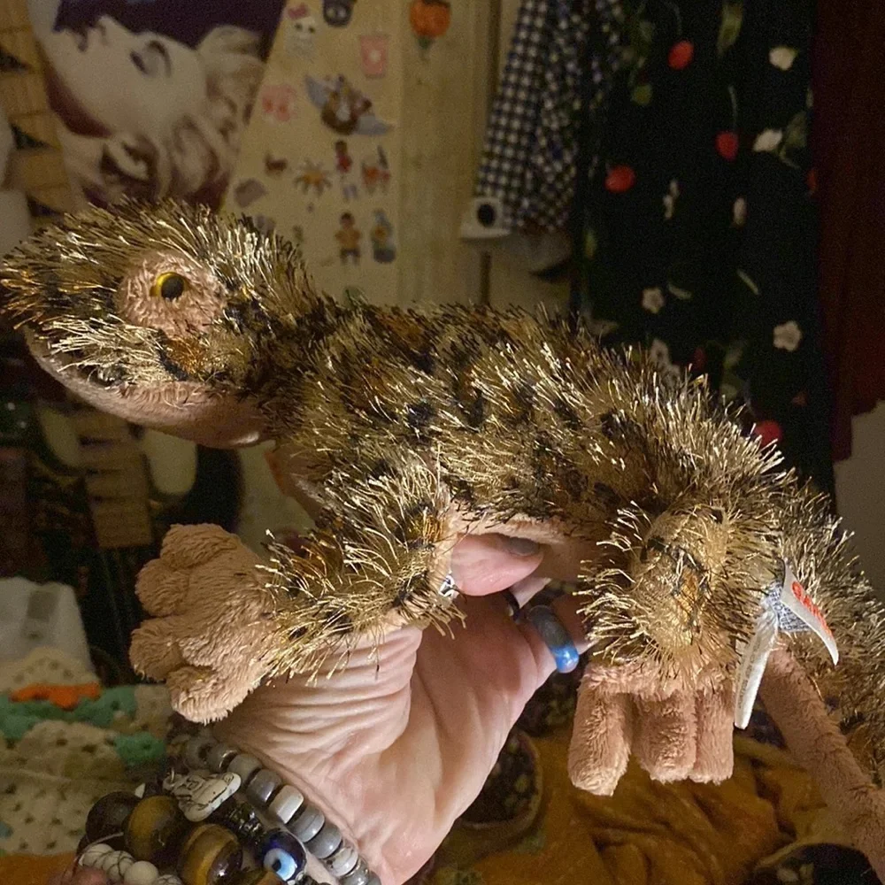 Ganz leopard lizard plush toy. He is gently loved and soft as a kitten! - Picture 9 of 9